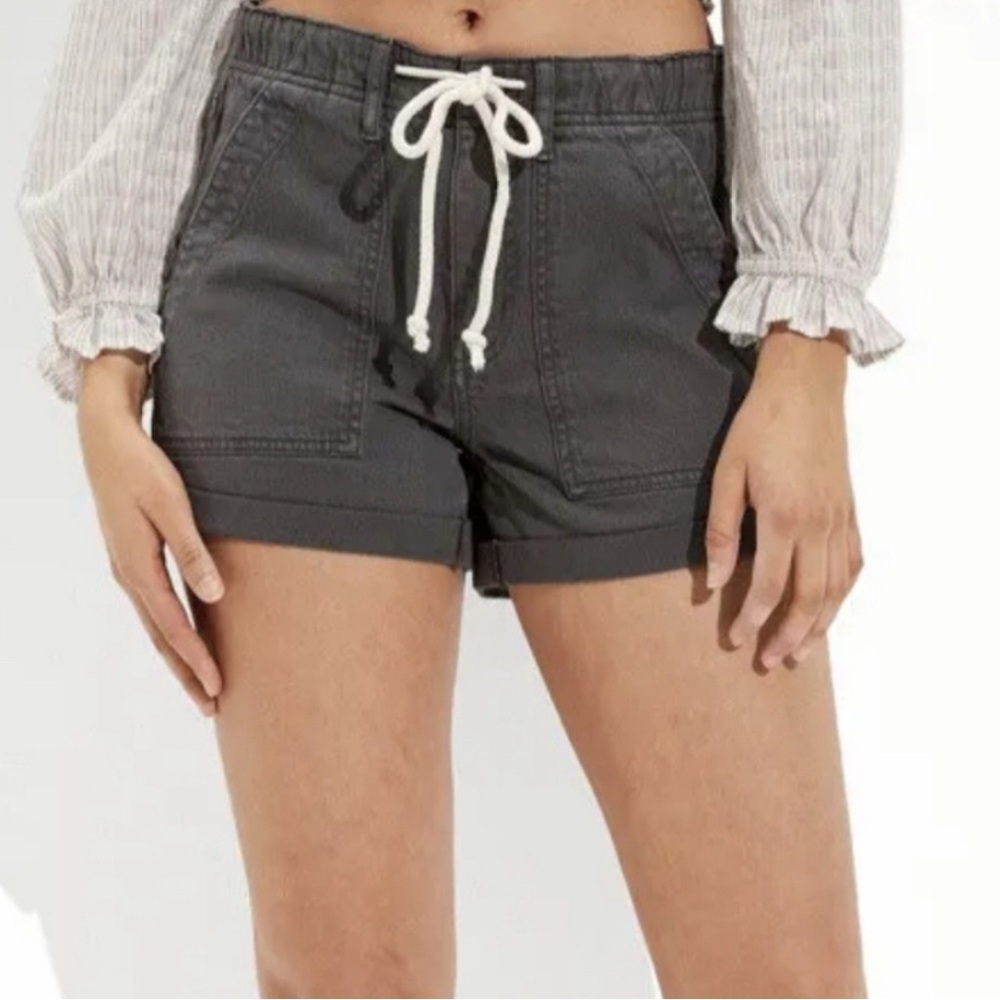 American Eagle denim tomgirl grey shorts, size 4